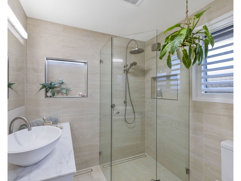 13 Jean Marie Crescent, Erina NSW 2250
