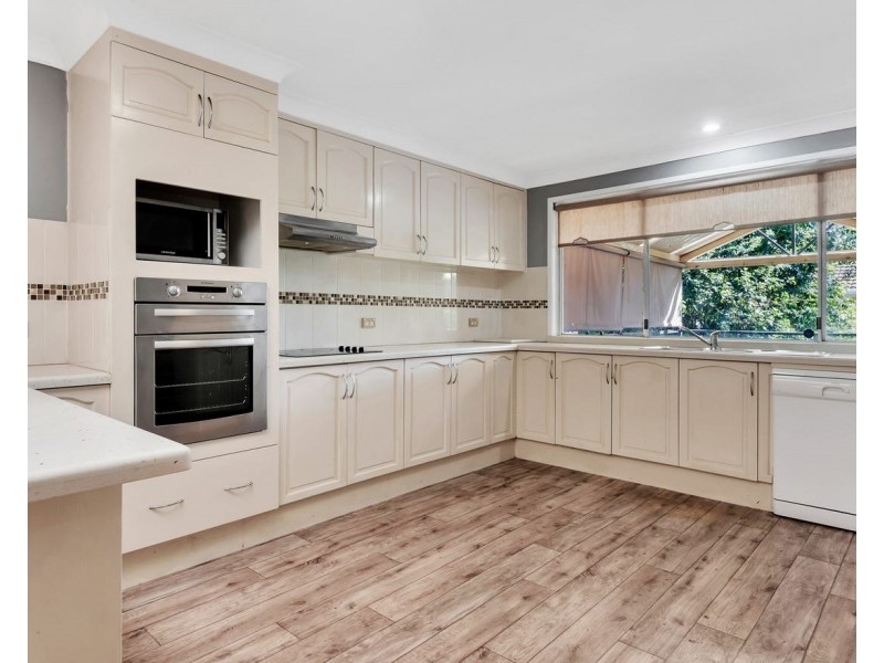 88 Shannon Parade, Berkeley Vale NSW 2261