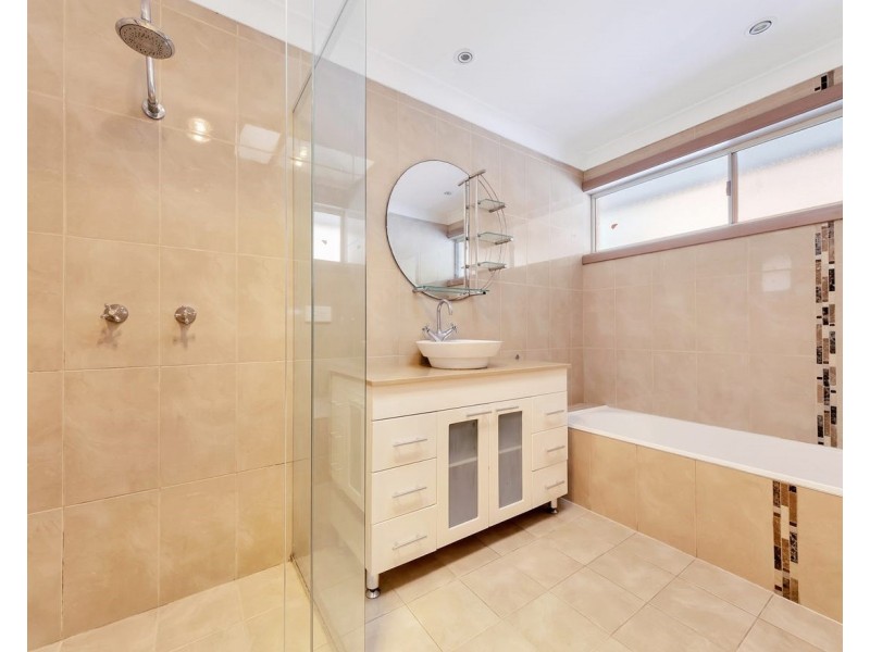 88 Shannon Parade, Berkeley Vale NSW 2261