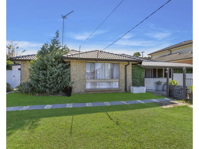 5 Finch Place, Bateau Bay NSW 2261