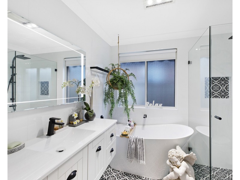 56 Bannister Drive, Erina NSW 2250