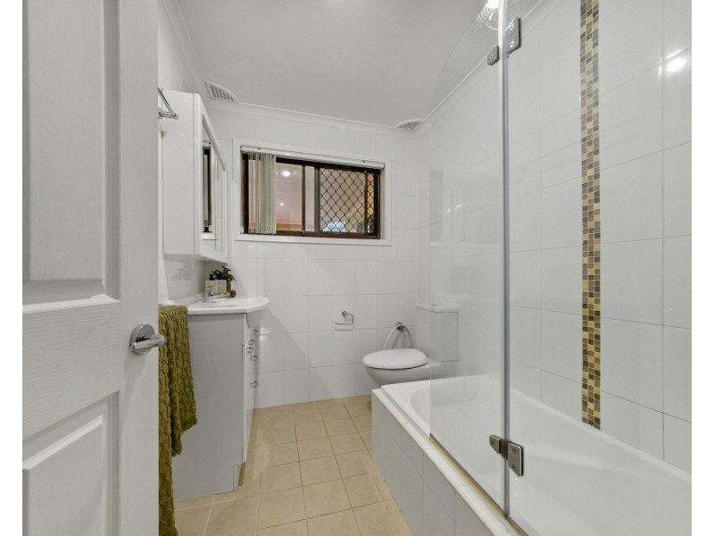 30 Malison Street, Wyoming NSW 2250
