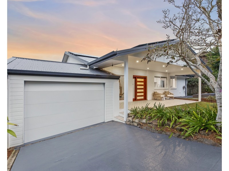 16 Holmes Road, Terrigal NSW 2260