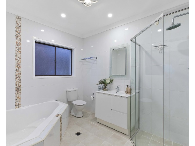 16 Holmes Road, Terrigal NSW 2260