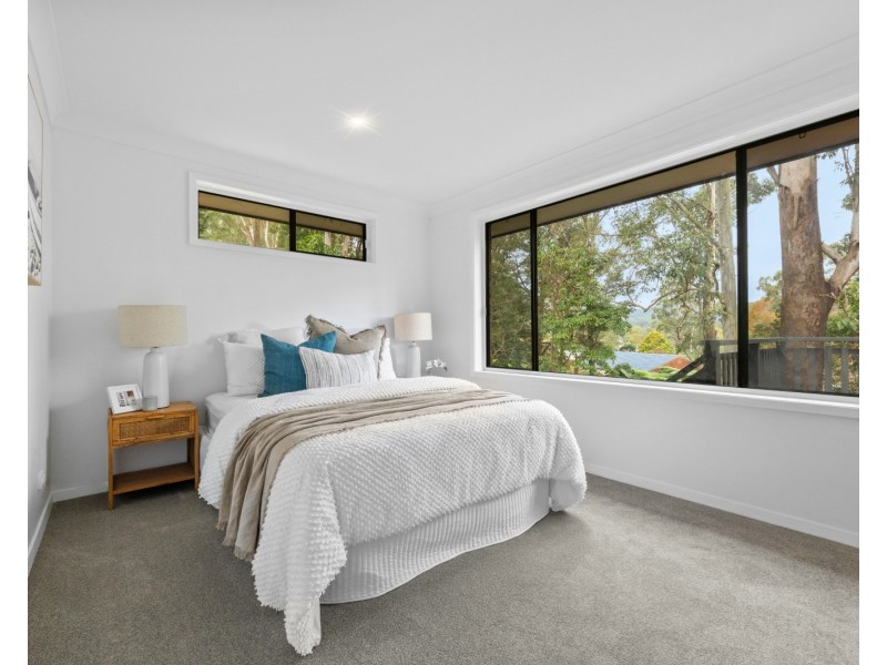 11 Opala Avenue, Wyoming NSW 2250