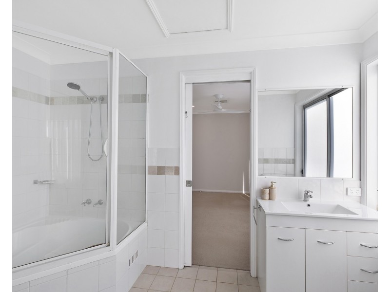 1/18 Victoria Street, East Gosford NSW 2250