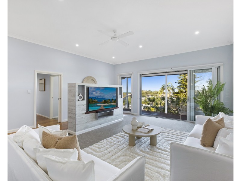 17 Braemar Drive, Wamberal NSW 2260
