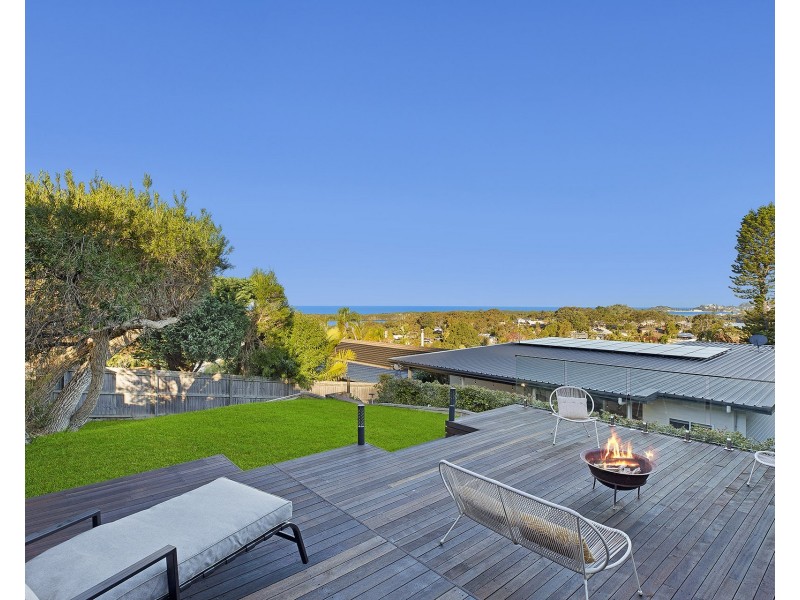 17 Braemar Drive, Wamberal NSW 2260