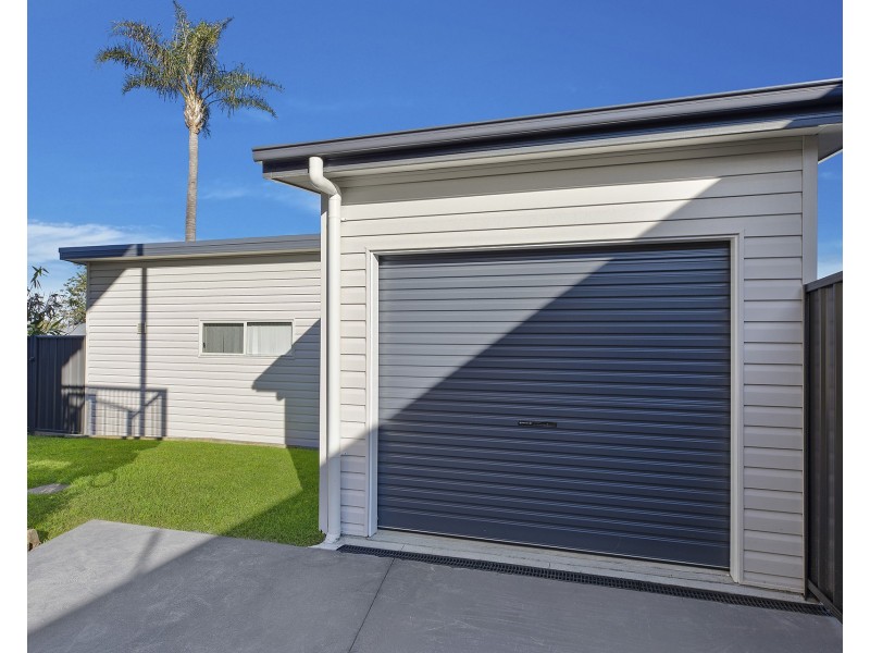 26 Elaine Avenue, Berkeley Vale NSW 2261