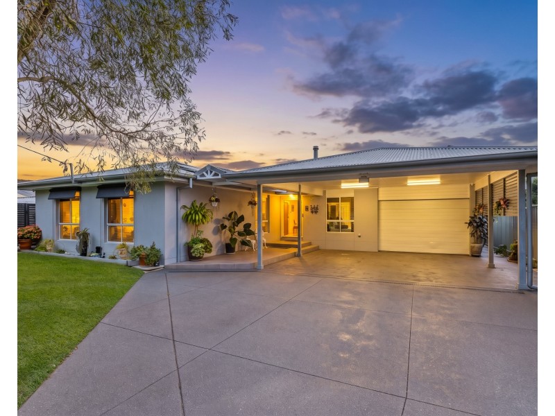 101 Beaumont Avenue, Wyoming NSW 2250