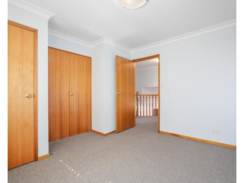 2/5 Bellwood Close, Tuggerah NSW 2259