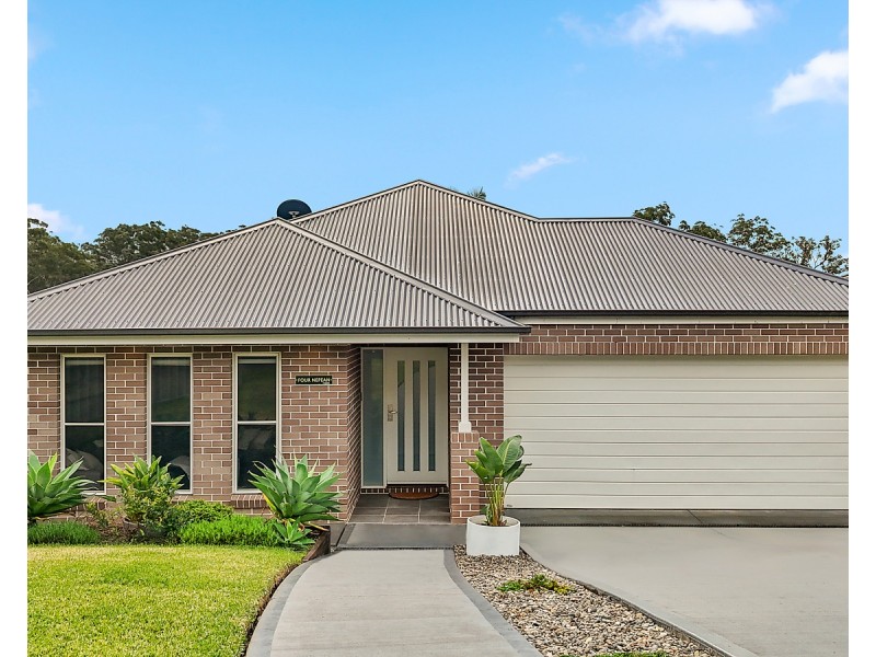4 Nepean Close, Narara NSW 2250