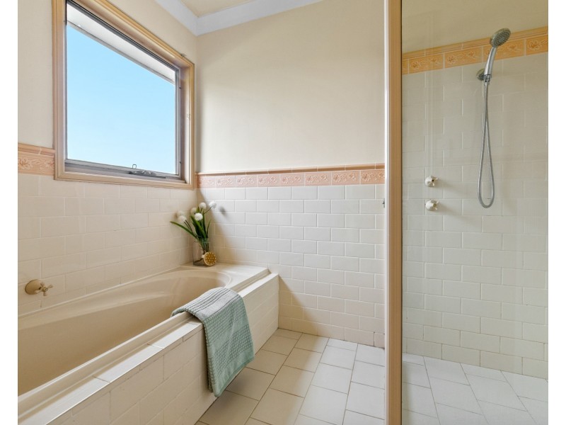 30 Sunny Waters Road, Kincumber NSW 2251
