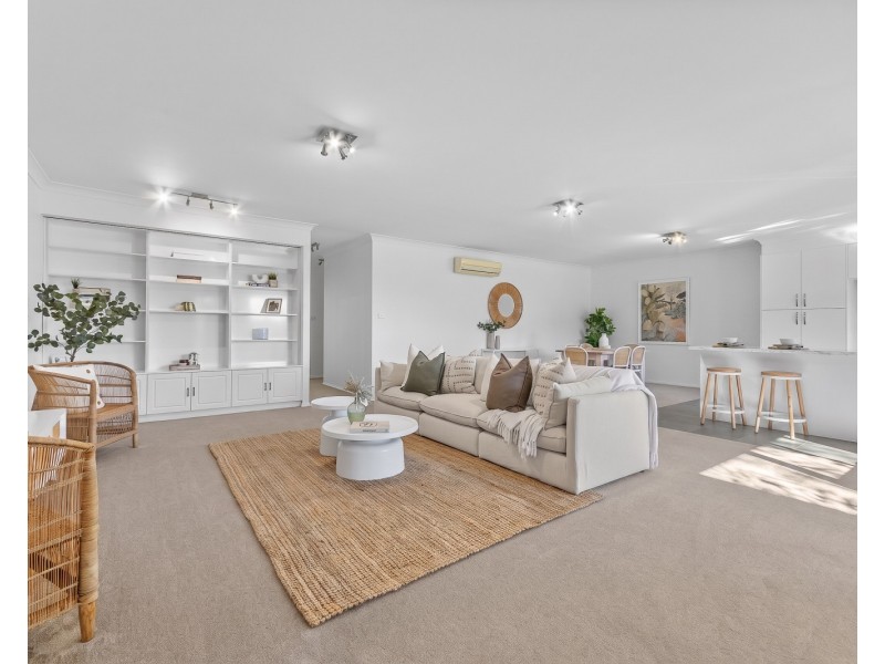 33/117 John Whiteway Drive, Gosford NSW 2250