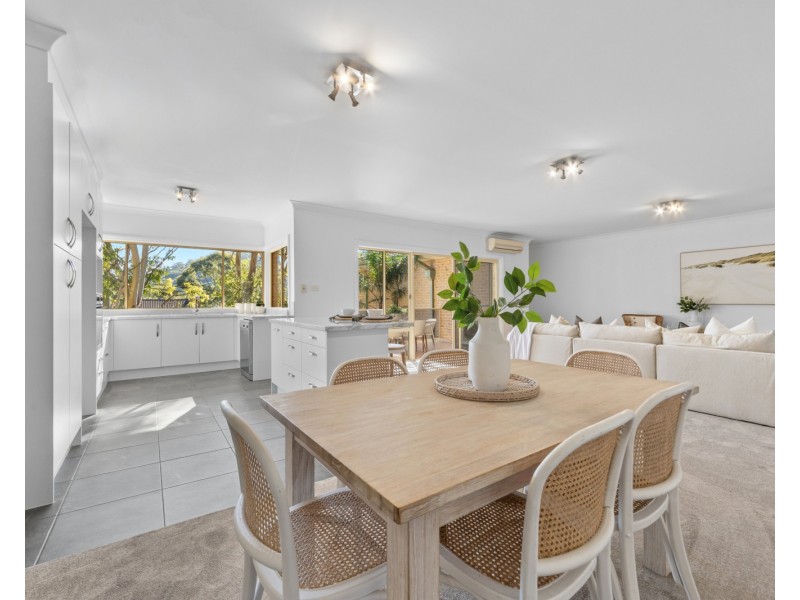 33/117 John Whiteway Drive, Gosford NSW 2250
