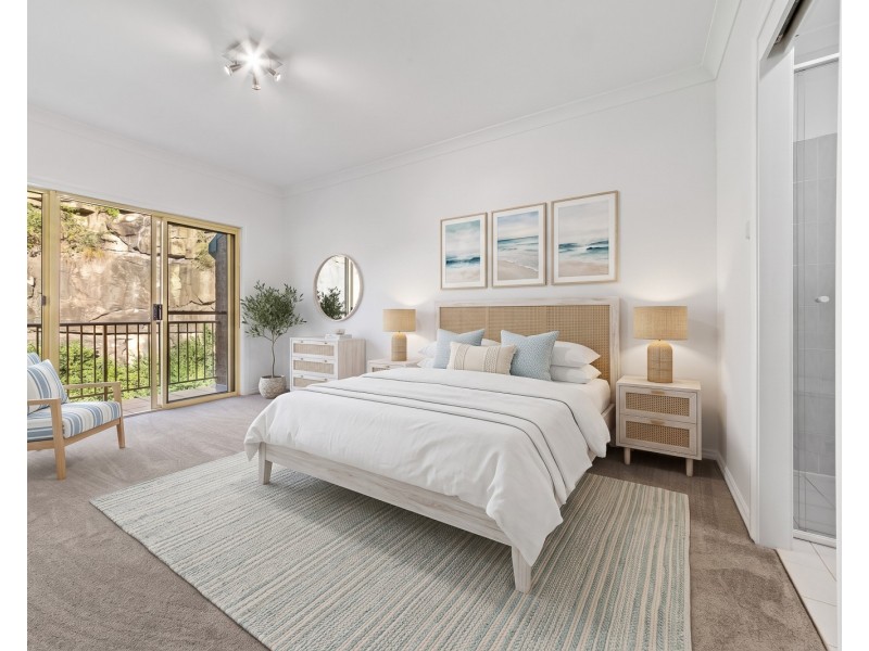 33/117 John Whiteway Drive, Gosford NSW 2250