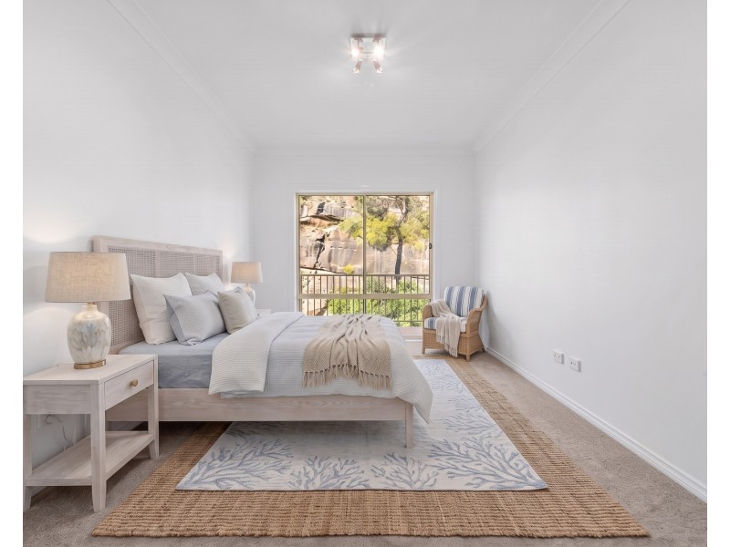 33/117 John Whiteway Drive, Gosford NSW 2250