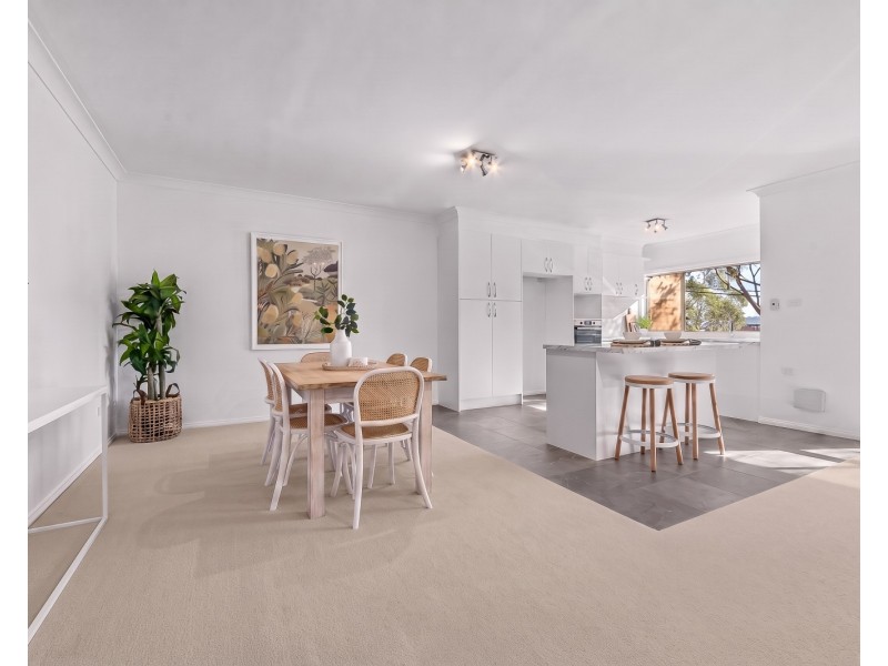 33/117 John Whiteway Drive, Gosford NSW 2250