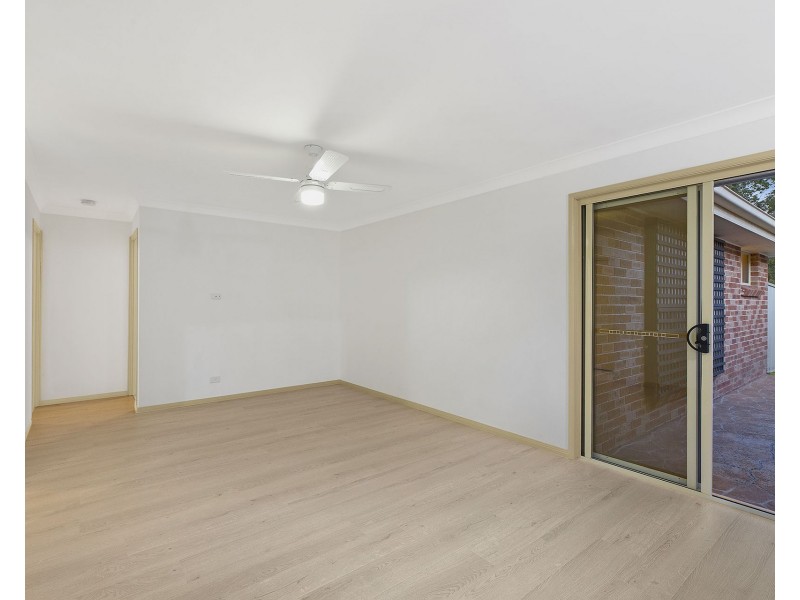 14 Woolybutt Crescent, Erina NSW 2250