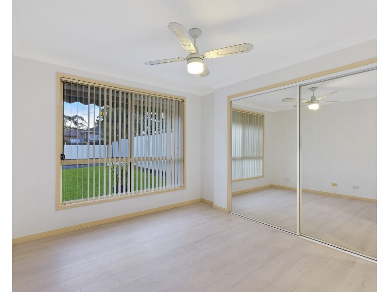 14 Woolybutt Crescent, Erina NSW 2250