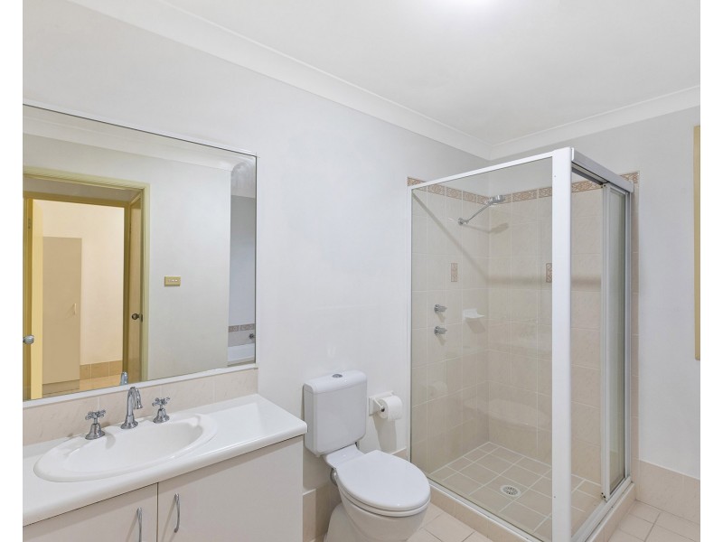 14 Woolybutt Crescent, Erina NSW 2250