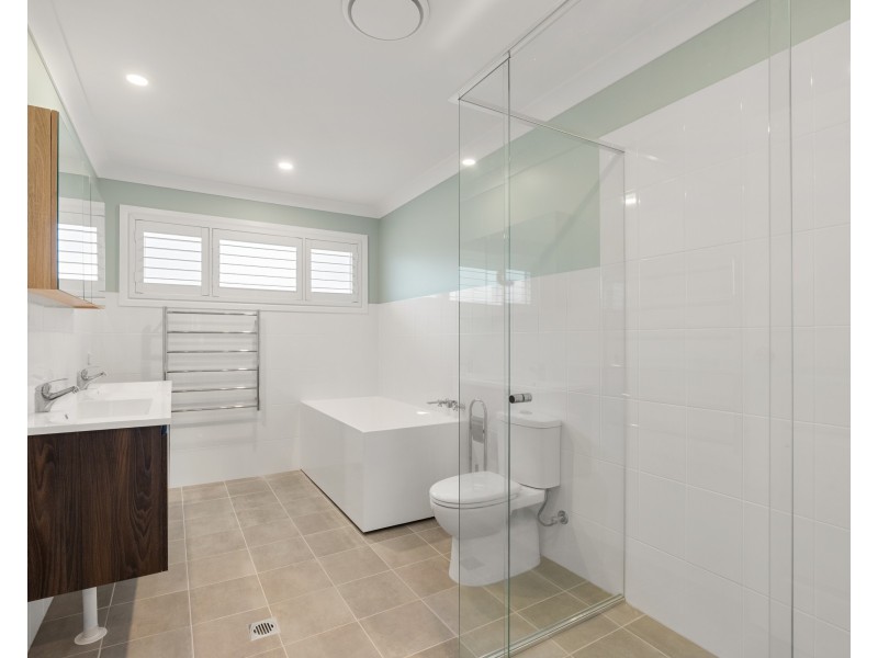6B Geoffrey Road, Chittaway Point NSW 2261