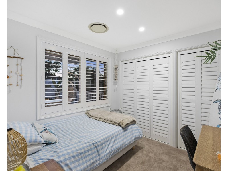 71 Thames Drive, Erina NSW 2250