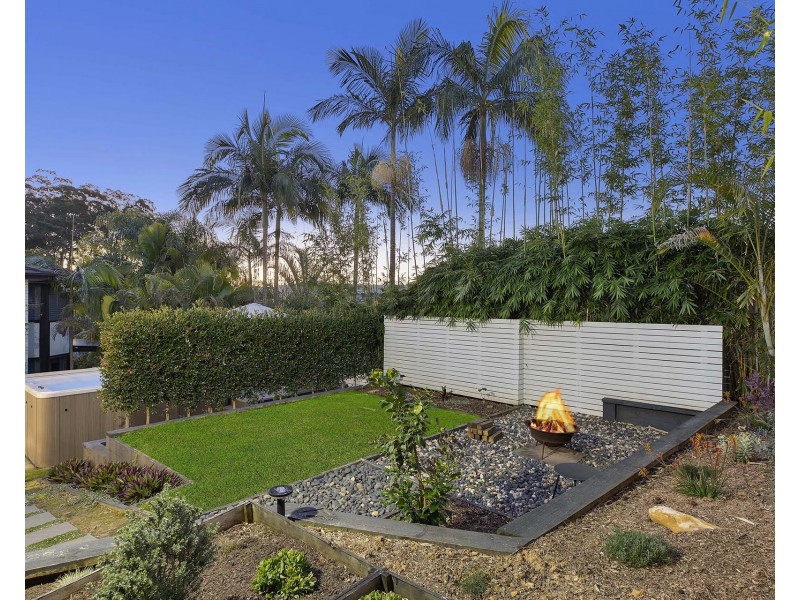 71 Thames Drive, Erina NSW 2250