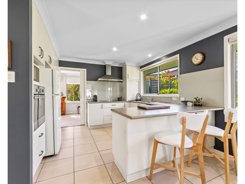 19 Cooinda Crescent, Narara NSW 2250