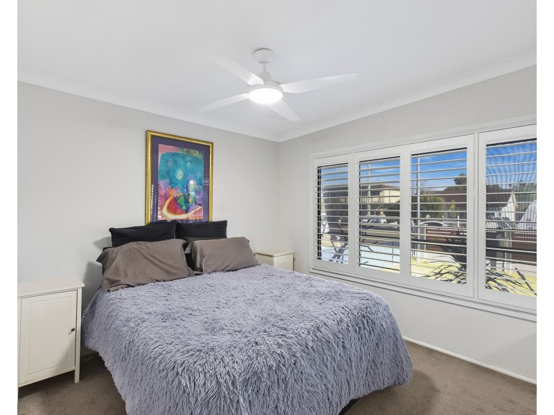4 Hume Boulevard, Killarney Vale NSW 2261