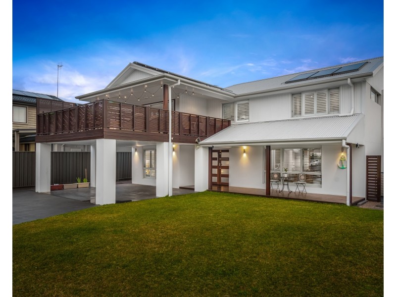 25 Captain Cook Crescent, Long Jetty NSW 2261