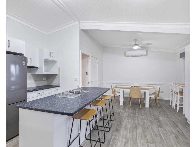 2/325 Brush Road, Ourimbah NSW 2258