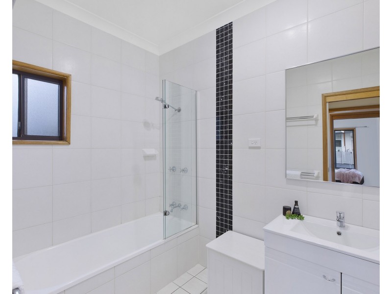 36 Davis Avenue, Davistown NSW 2251