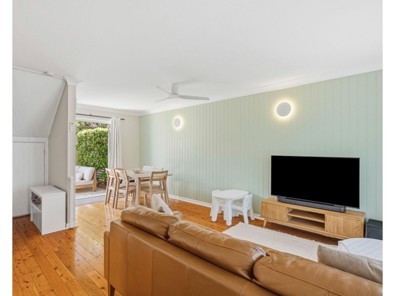 2/112 Elsiemer Street, Toowoon Bay NSW 2261