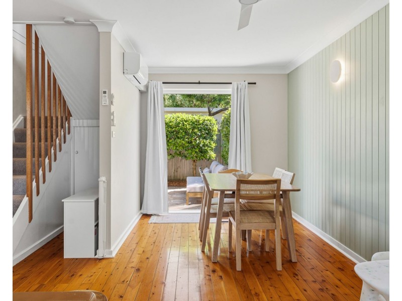 2/112 Elsiemer Street, Toowoon Bay NSW 2261