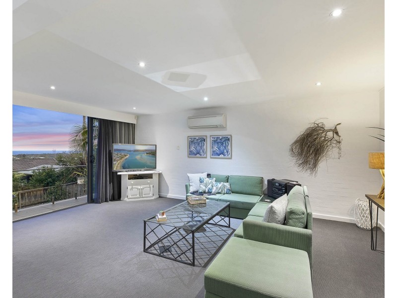28 Reads Road, Wamberal NSW 2260