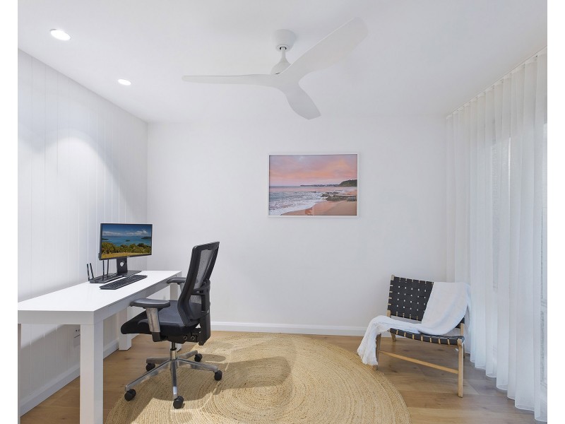 24 Forresters Beach Road, Forresters Beach NSW 2260