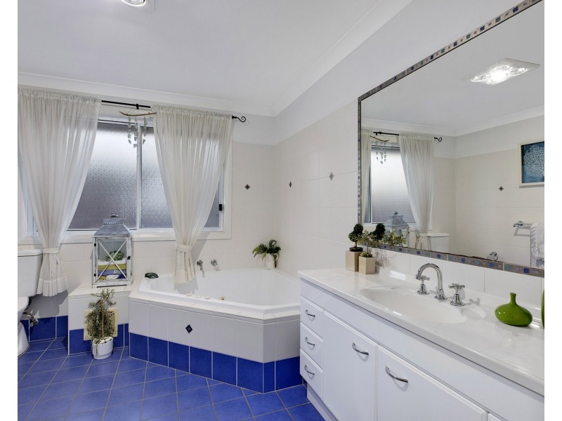 28 Tallowood Crescent, Erina NSW 2250