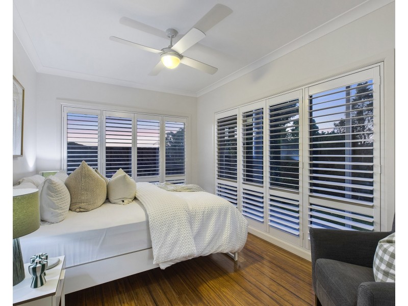 2 Cooper Road, Green Point NSW 2251