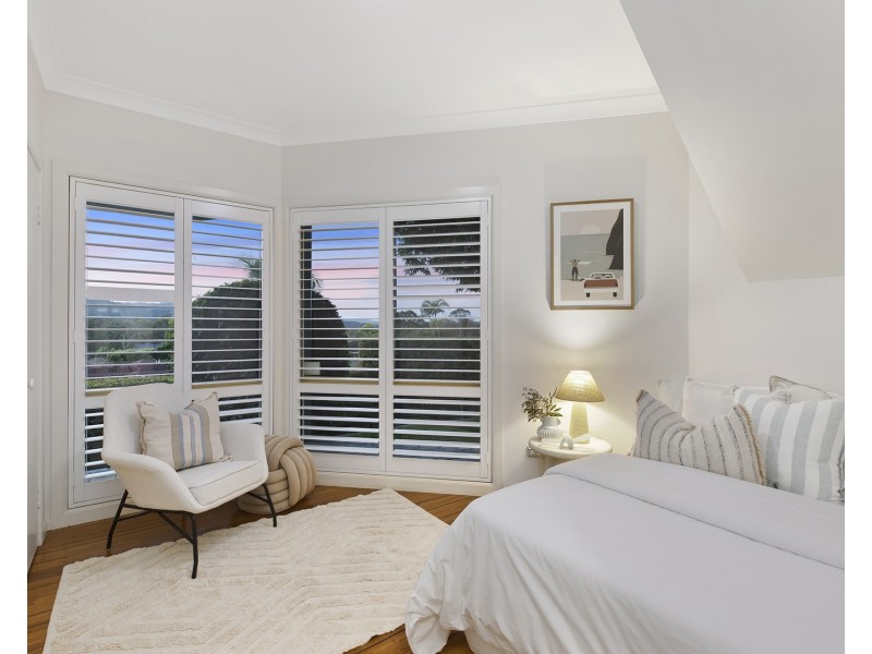 2 Cooper Road, Green Point NSW 2251