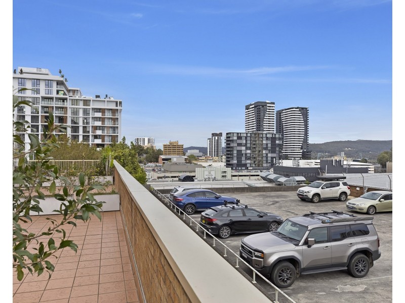 1/145 Faunce Street, Gosford NSW 2250