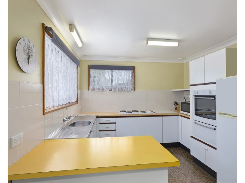 7 Nerissa Road, Erina NSW 2250