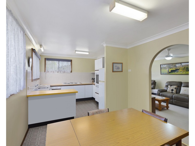 7 Nerissa Road, Erina NSW 2250