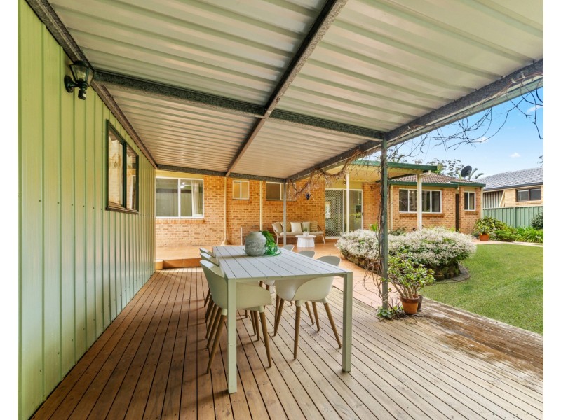 48 Perratt Close, Lisarow NSW 2250