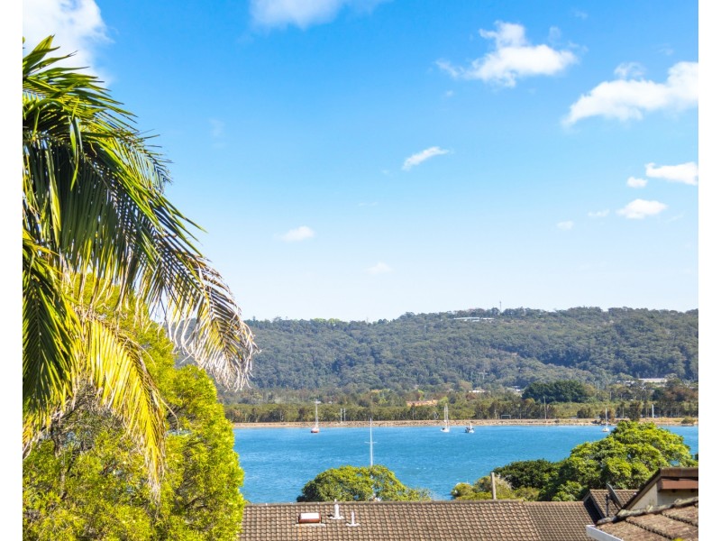 23/7 York Street, Point Frederick NSW 2250