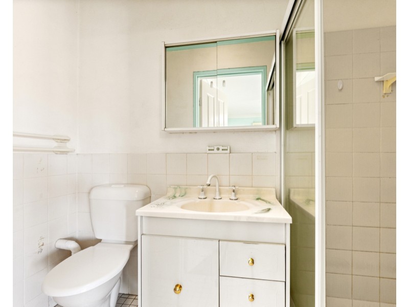 23/7 York Street, Point Frederick NSW 2250
