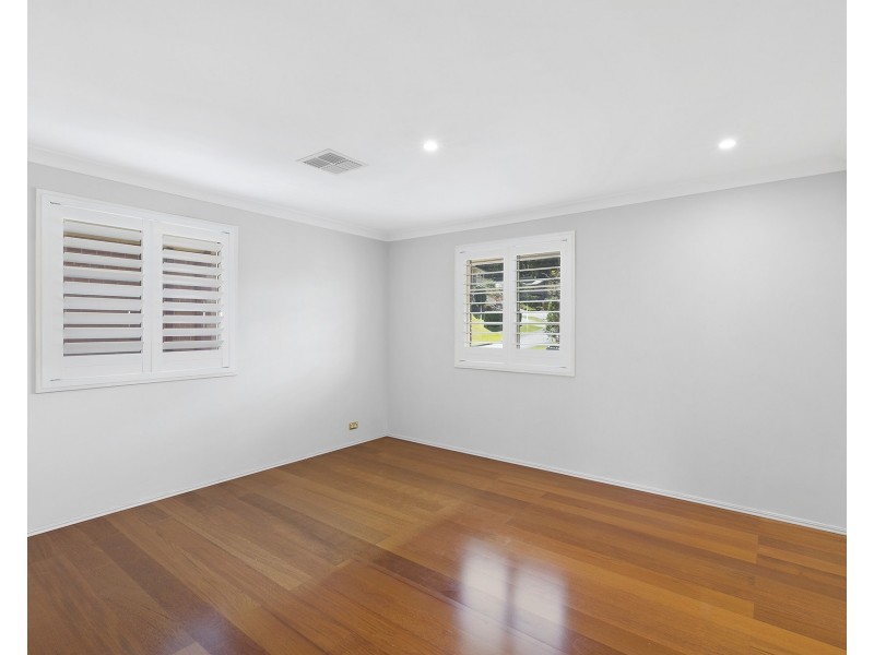27 Cambourn Drive, Lisarow NSW 2250