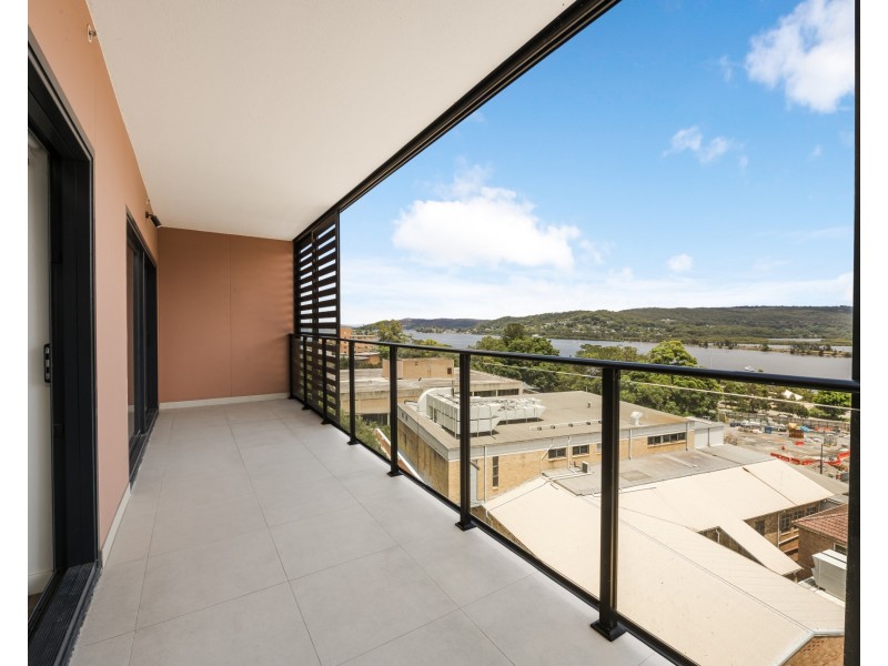 505/25 Mann Street, Gosford NSW 2250