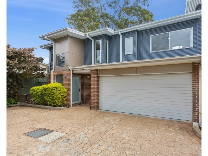 5/24-26 Pemell Street, Wyoming NSW 2250