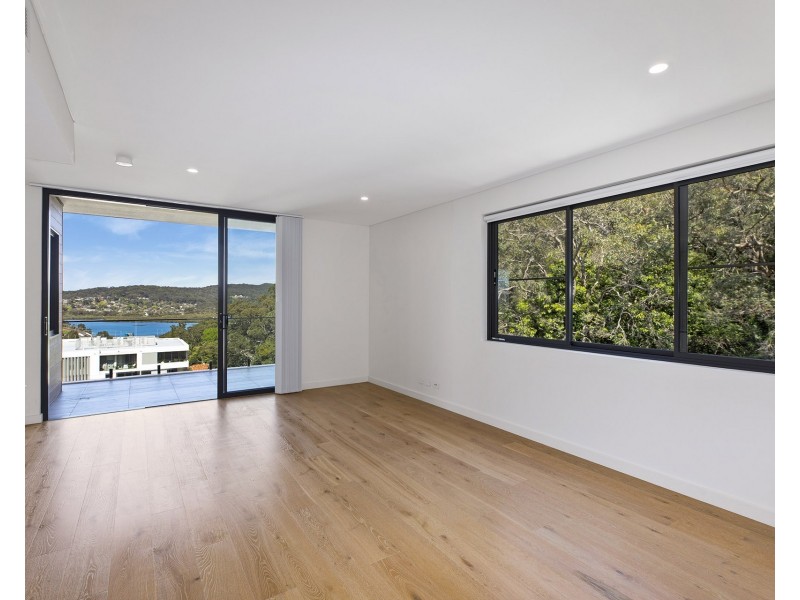 704/20 Kendall Street, Gosford NSW 2250